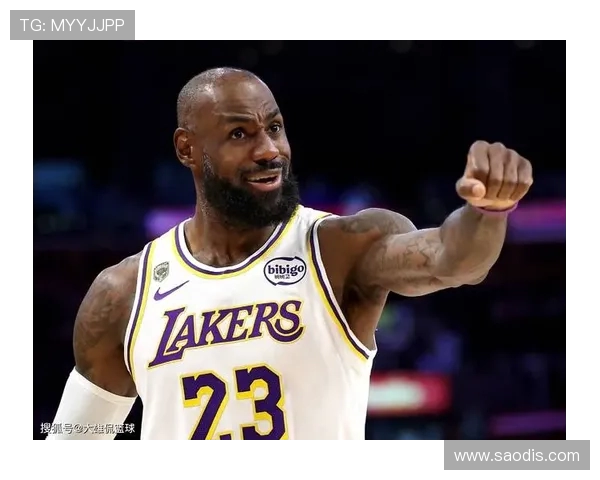 2002年NBA选秀大会：状元秀勒布朗缺席，詹姆斯生涯起点成谜